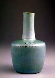 宋 汝窯 粉青紙槌瓶