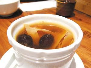 沙參玉竹燉老鴿 沙參玉竹燉老鴿