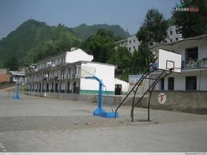 毛壩中學 毛壩中學