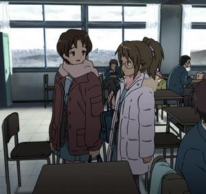 阪中(左)和由良(右)