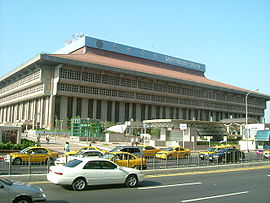 （圖）台北車站大樓，台鐵局本部位於3～6樓