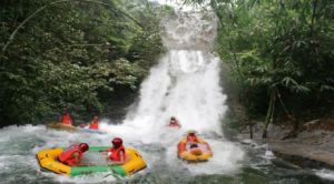 清泉灣漂流 清泉灣漂流