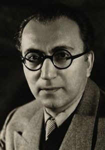 魯賓·馬莫利安 魯賓·馬莫利安