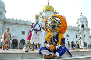 世上最長最重頭巾 