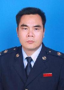 黃惠君[寧明縣國家稅務局黨組成員、副局長]