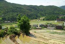 碼頭鎮宮占村風光_盧僑生攝影