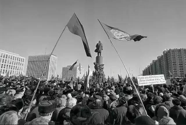 蘇聯發達到什麼程度?核武器可毀滅地球十次! 蘇聯發達到什麼程度?核武器可毀滅地球十次!