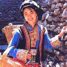四川少數民族服飾