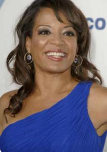 露娜·勞倫·維萊斯 露娜·勞倫·維萊斯