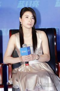 郭晶晶代言盡顯優雅 不談感情聊洗衣經