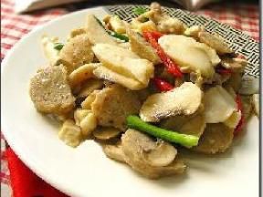 蘑菇炒肉丸 蘑菇炒肉丸