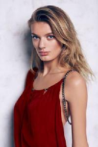 布萊克葉·海楠 布萊克葉·海楠