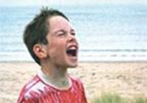 八歲男孩 八歲男孩