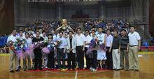 2011年奪得NBL總冠軍合影留念