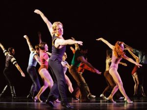 舞台上的每一步 舞台上的每一步