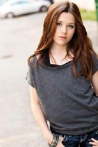 娜塔莎·卡利斯 娜塔莎·卡利斯