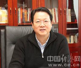 張雄[南京體育學院黨委原副書記、院長]