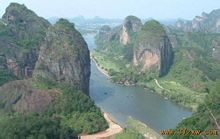 江西龍虎山·老年丹霞代表