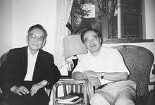 2000年方立天與任繼愈（左）在一起