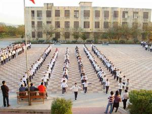 泉港民族中學 泉港民族中學