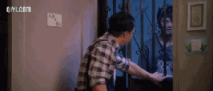 隱婚男女 劇照 小林傑與陳奕迅片段動圖