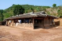 南貢山村 南貢山村