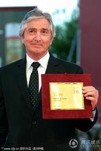 尼庫拉斯&middot;普雷達