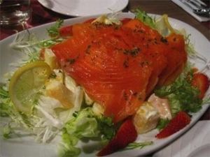 煙三文魚鮮果他他 煙三文魚鮮果他他