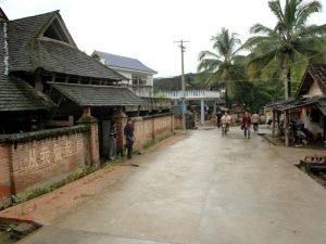 曼么協村 曼么協村