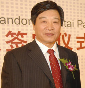 李建華[華泰集團公司總裁]