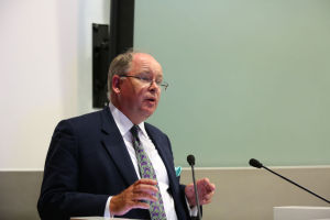 安東尼·D·史密斯 安東尼·D·史密斯