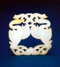 玉鏤雕雙鶴佩 玉鏤雕雙鶴佩