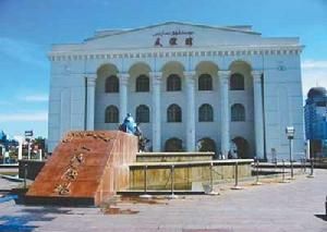 火災後的克拉瑪依友誼館 