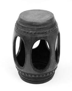 清早期雞翅木六開光坐墩 清早期雞翅木六開光坐墩