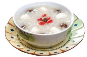 銀耳蘋果瘦肉粥 銀耳蘋果瘦肉粥