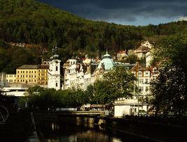 卡羅維瓦里溫泉 卡羅維瓦里溫泉