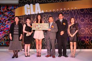 黃寄萍,長谷川潤等人合照