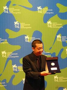 賈樟柯談《無用》