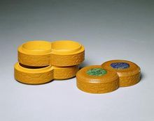 清文竹嵌石雙圈式三層盒 清文竹嵌石雙圈式三層盒