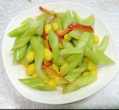 玫瑰露西芹白果 玫瑰露西芹白果