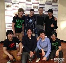 日本TOPANGA超級街霸4AE2012世界聯賽合影