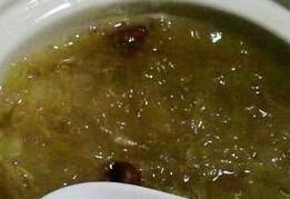 燕窩銀耳燉冰糖