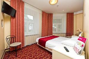 梅里頓老城酒店