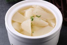 雞汁燉蘿蔔 雞汁燉蘿蔔