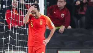 馮瀟霆在1/4決賽出現失誤