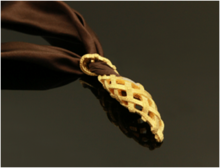 戴斯蒂諾珠寶網羅系列作品——吊墜