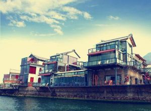 雙廊半月拖藍客棧 雙廊半月拖藍客棧