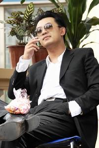 《笑著活下去》