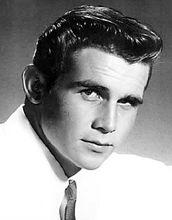 詹姆斯&middot;布洛林