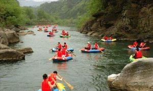 大圍山峽谷漂流 大圍山峽谷漂流